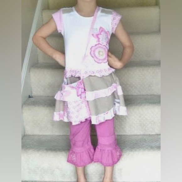 Naartjie girl matching bell bottom set - Picture 2 of 2